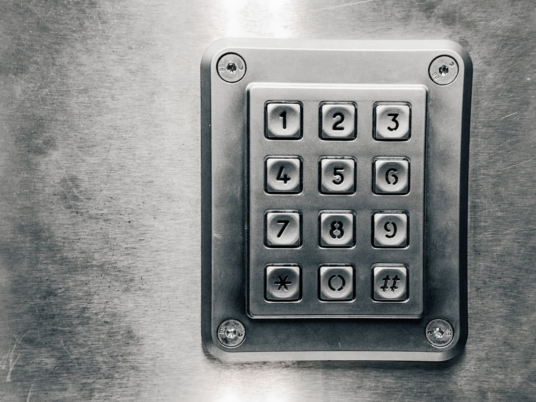 Automatic Address Classification: Enhancing Cryptocurrency Privacy