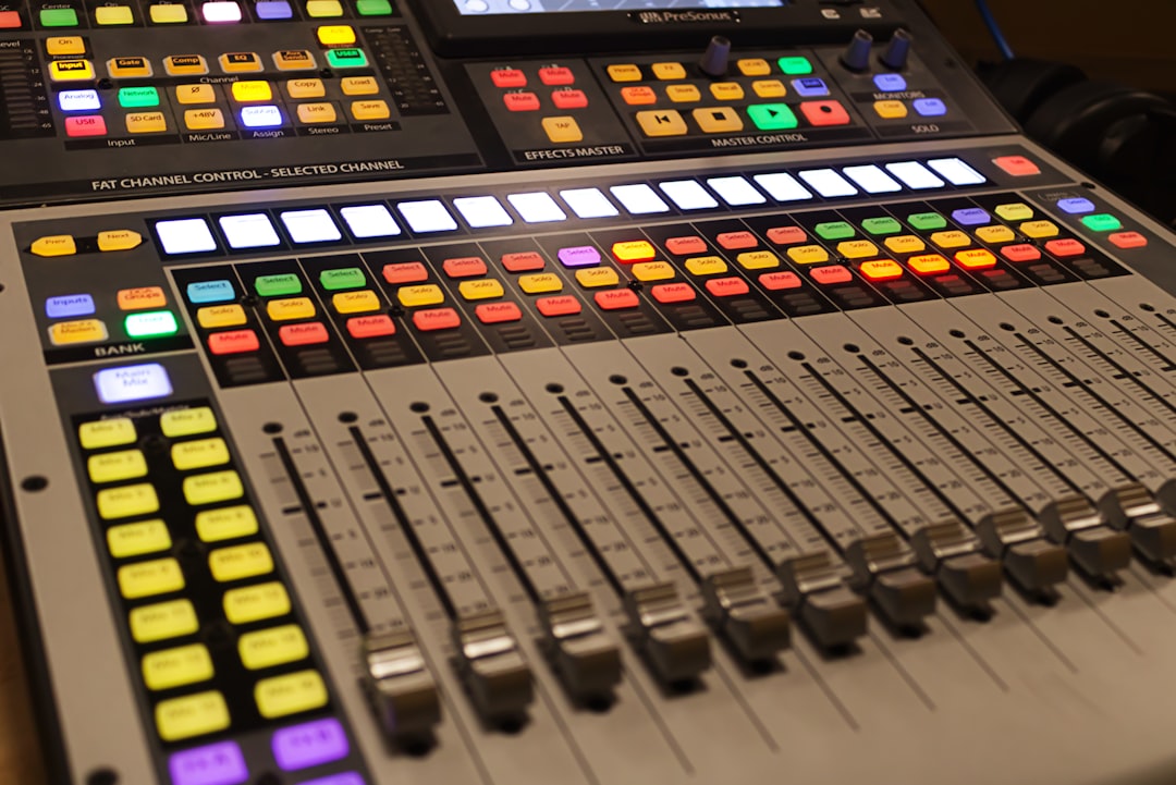 Crypto Mixer Delays: Why Payouts Stall & How to Protect Your Privacy