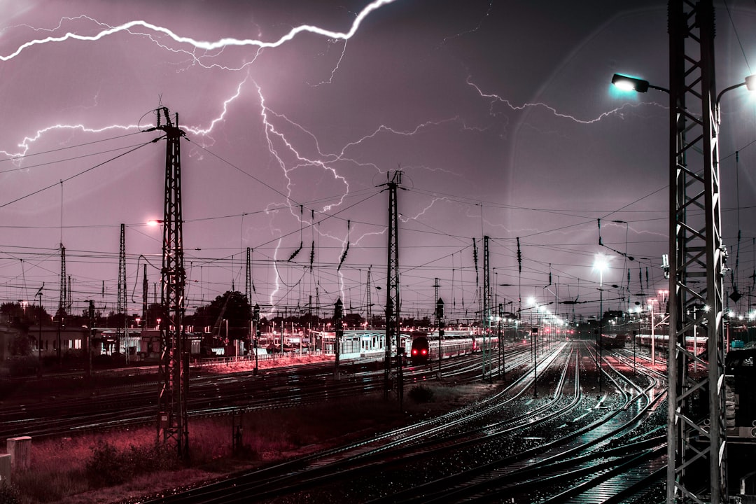 Lightning Network Shadow Routing: Boost Privacy in Crypto Transactions