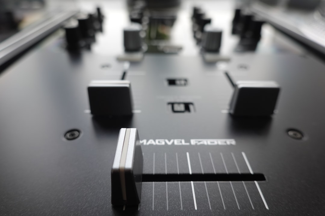 Онлайн-миксеры и закон: гайд по приватности криптовалют