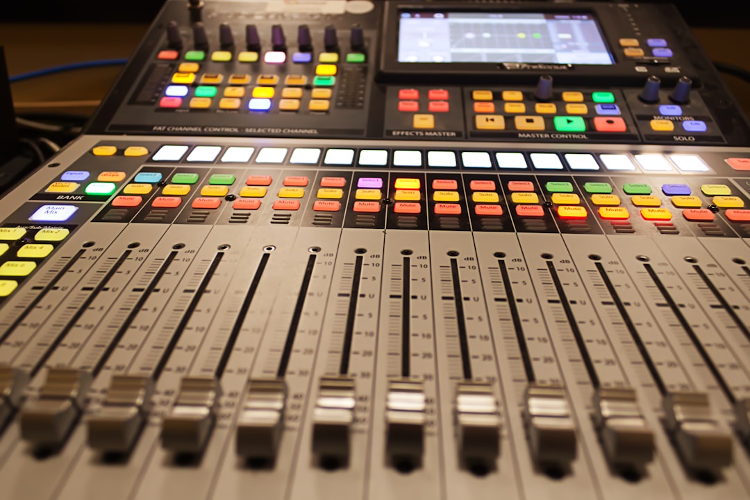 Онлайн-миксеры: Как защитить приватность криптовалютных транзакций