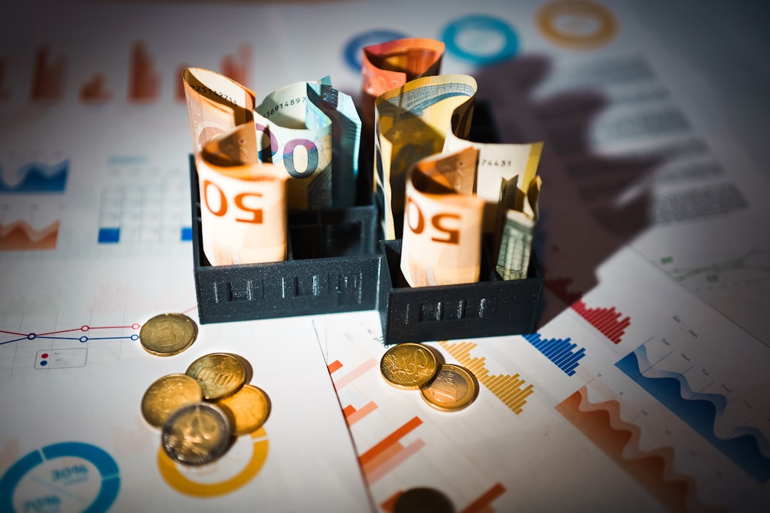 Top Private Cryptocurrencies Compared: Features, Pros, and Cons